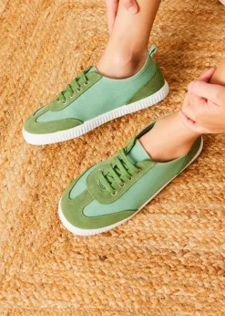 BOY Pepa London Canvas Lace Up Plimsols in Green (23-35EU)