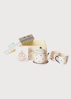 BOY Pepa London Tea and Biscuits for Two